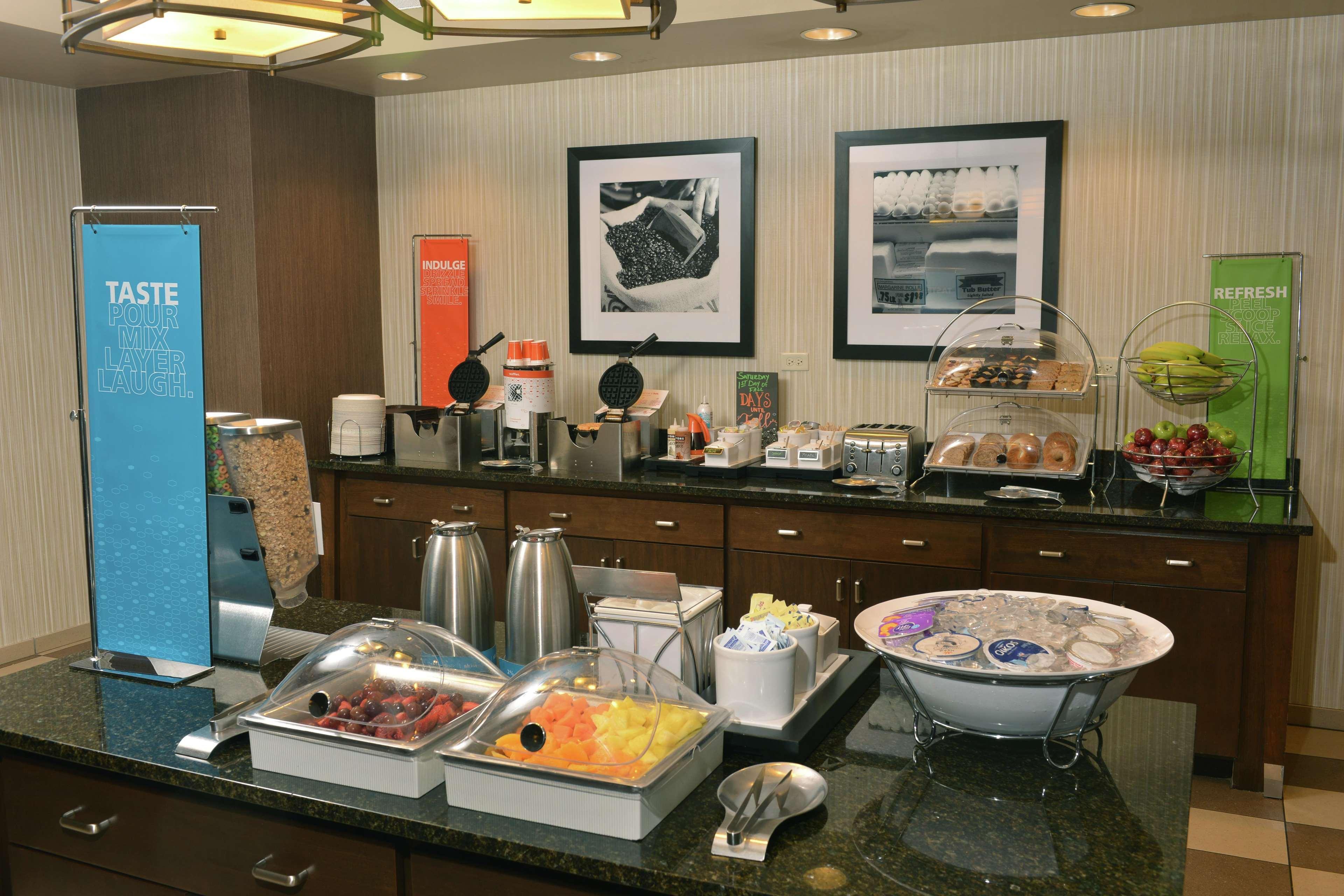 Hampton Inn Springfield-Southeast, Mo Екстериор снимка