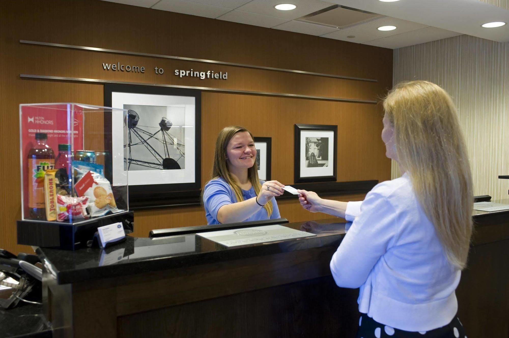 Hampton Inn Springfield-Southeast, Mo Екстериор снимка